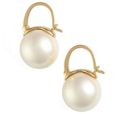 Baroque-Inspired Pearl-Style Earrings