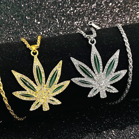 Leaf Pendant Necklace