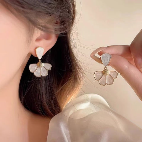 Off-White Leaf Drop Earrings