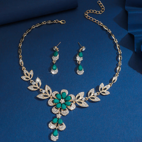 Floral Teardrop Necklace & Earring Set
