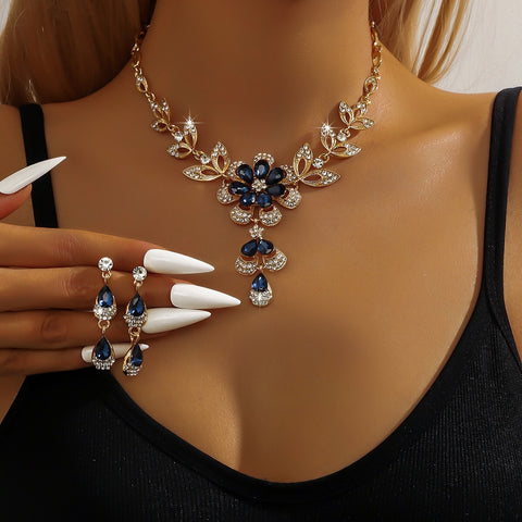 Floral Teardrop Necklace & Earring Set