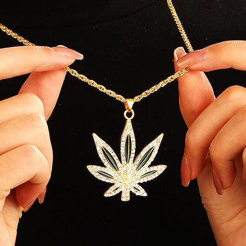 Leaf Pendant Necklace