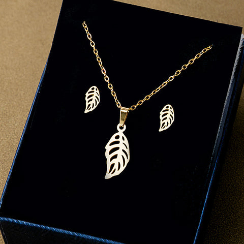 Symbolic Pendant Jewelry Styles