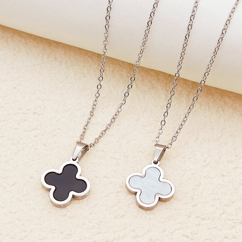 Classic Clover Pendant Necklace