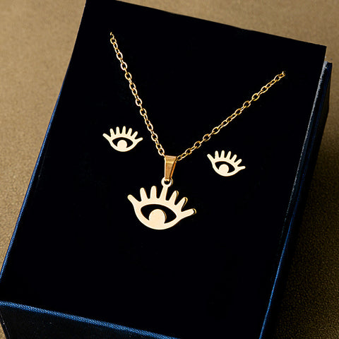 Symbolic Pendant Jewelry Styles