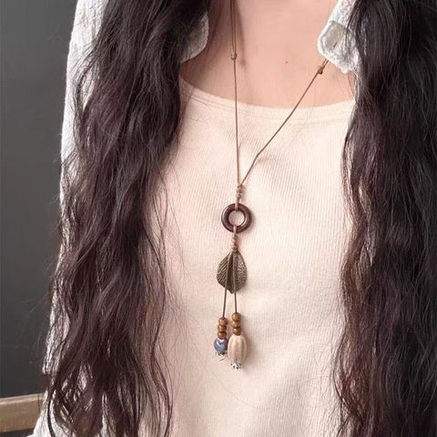 Vintage Leaf Tassel Necklace